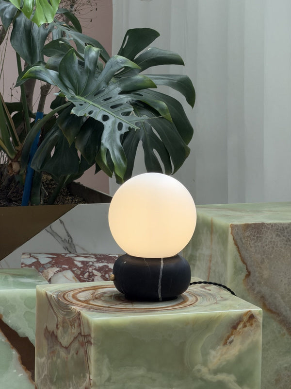naga-table-lamp