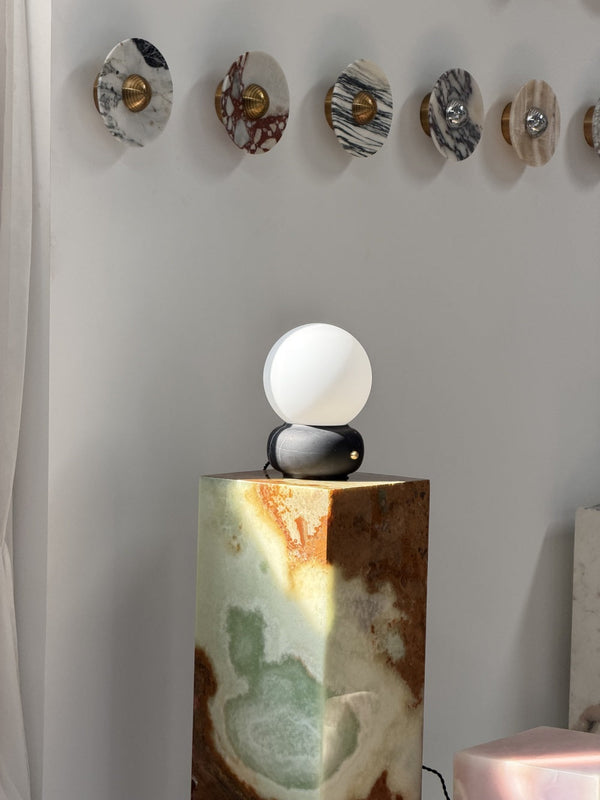 naga-table-lamp