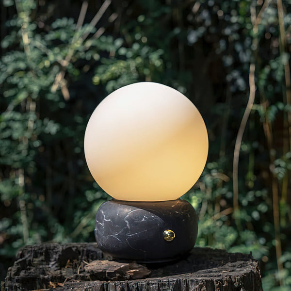 naga-table-lamp