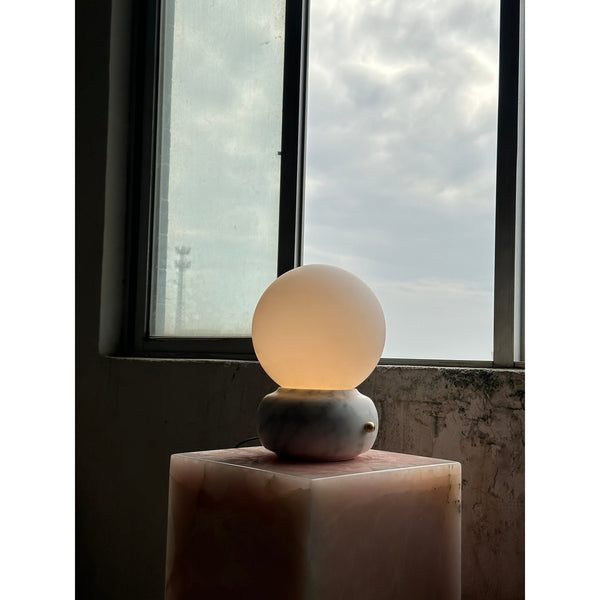 naga-table-lamp