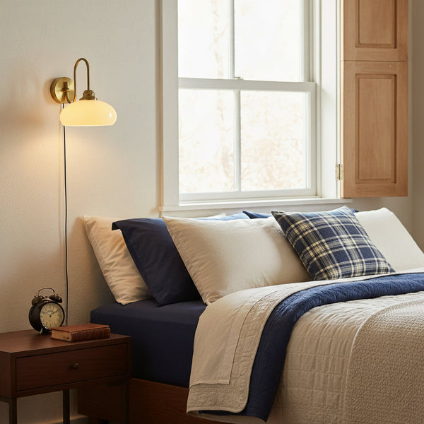nova-glass-plug-in-wall-lamp