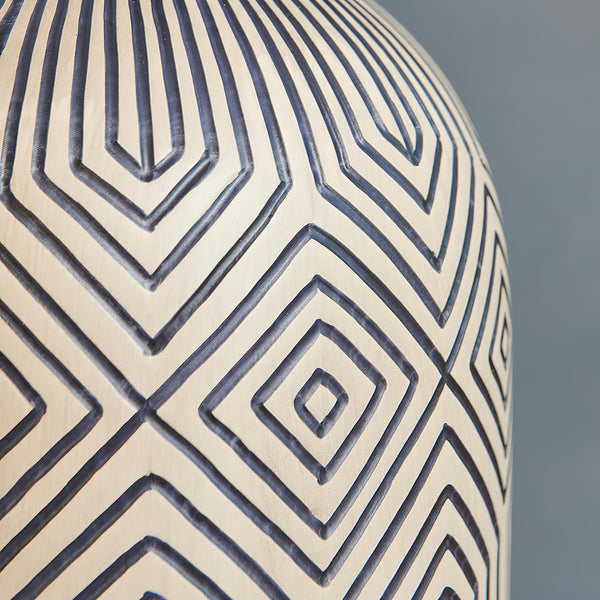 pontarelli-table-lamp