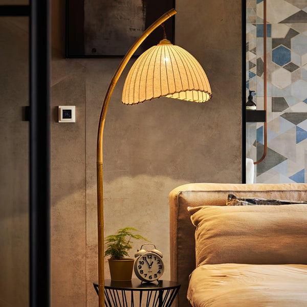 sanna-floor-lamp-33324732