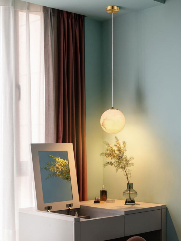 savina-alabaster-pendant-light