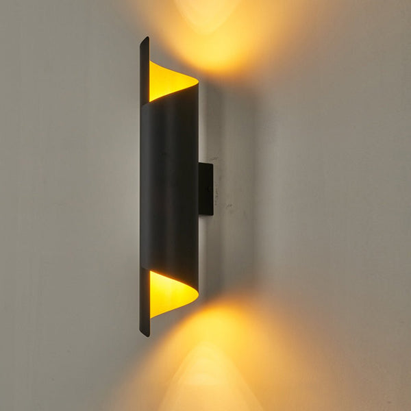 Classic Nordic Unique Chic Led Curved Metal Wall Lamp For Bedside Living Room Aisle